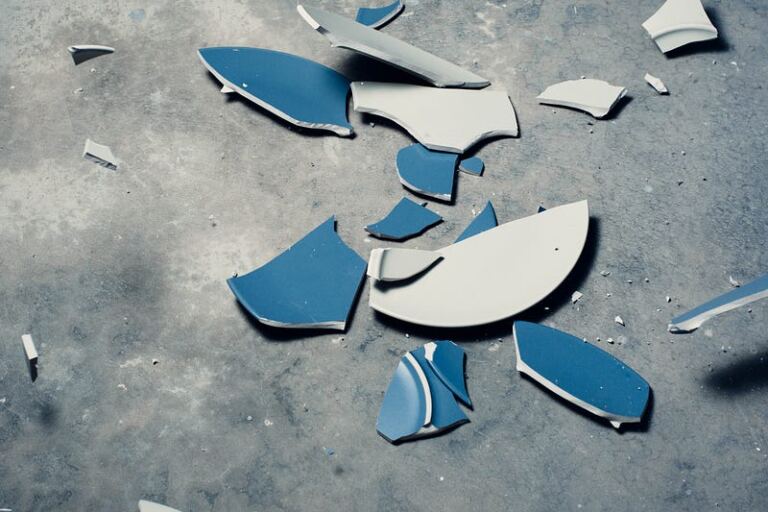 You’re Not Broken — Your Mind is Lying to You You’re Not Broken — Your Mind is Lying to You