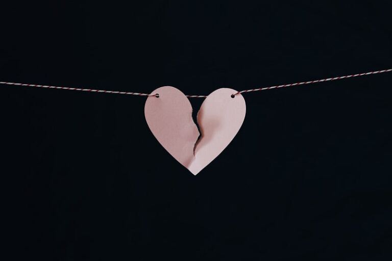 How to Break Up with a Narcissist or an Abusive Partner Safely and Securely How to Break Up with a Narcissist or an Abusive Partner Safely and Securely