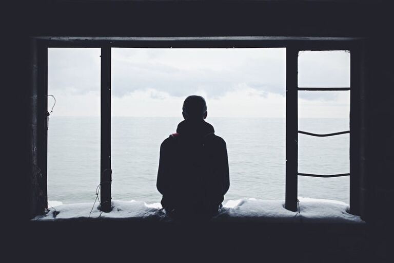 Why Feeling Alone is The Time for Self-Reflection and not another Relationship. Why Feeling Alone is The Time for Self-Reflection and not another Relationship.