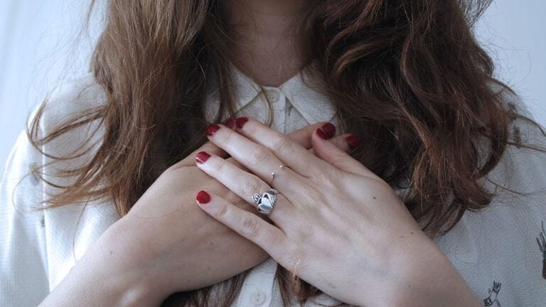 7 Aspects of Healthy Self-Esteem and How it Ties in To Healthy Relationships or Avoidance of Toxic… 8 signs you’re suffering from abuse aftershock 7 Aspects of Healthy Self-Esteem and How it Ties in To Healthy Relationships or Avoidance of Toxic… 8 signs you’re suffering from abuse aftershock