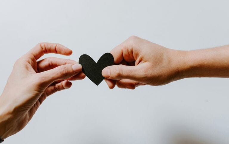 Toxic Relationships: How Do You Deal with Long Distance Relationship Abuse? toxic relationships: are daily rituals helpful in your healing journey? Toxic Relationships: How Do You Deal with Long Distance Relationship Abuse? toxic relationships: are daily rituals helpful in your healing journey?