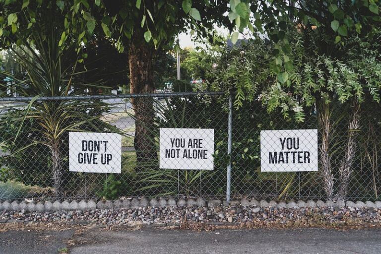 Why a Narcissist Cannot Simply Just Understand You? no contact rule: is it okay to go no contact when your parents are abusive? Why a Narcissist Cannot Simply Just Understand You? no contact rule: is it okay to go no contact when your parents are abusive?